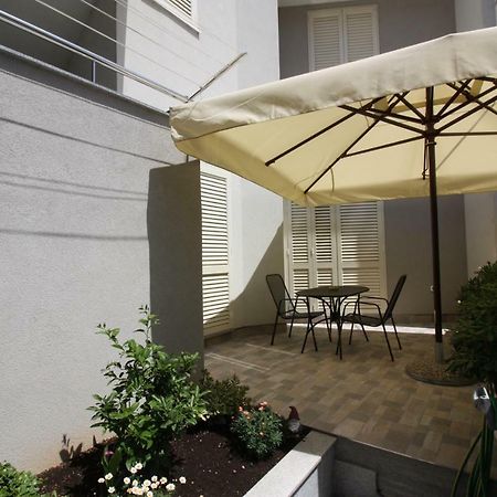 Aurora Apartments シベニク エクステリア 写真
