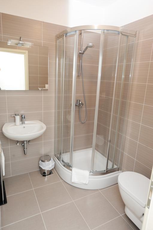 Aurora Apartments シベニク 部屋 写真
