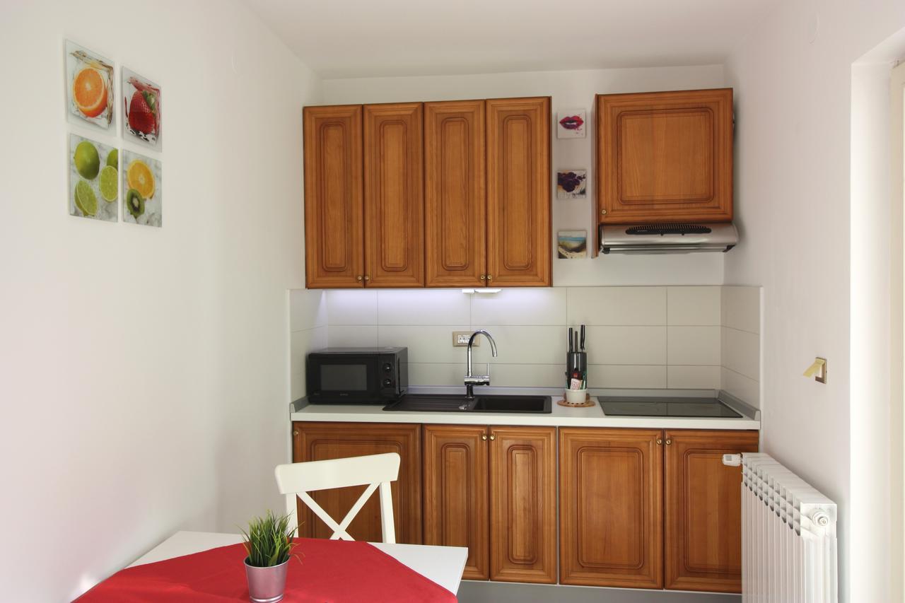 Aurora Apartments シベニク エクステリア 写真